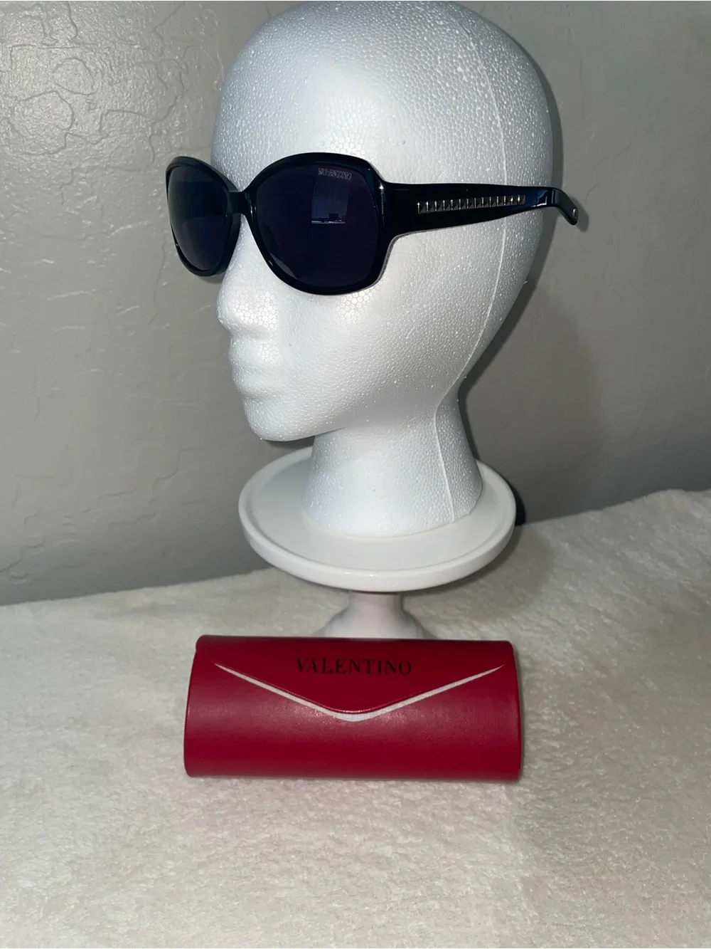 New! Valentino Rock Stud 60MM Black/Silver Sunglasses-Made in Italy
